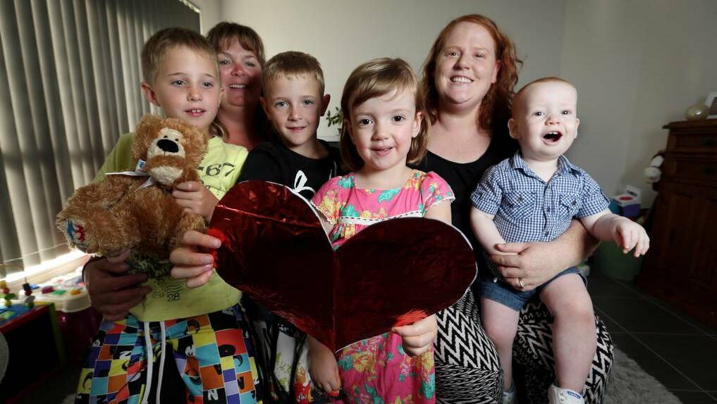 Kurt, 7, mum April Schubert, twin brother Luke, 7, Harper, 3, her mum Cathie Kelly, and Noah, 15 months, want people to celebrate Sweetheart Day. Picture: MATTHEW SMITHWICK – The Border Mail
