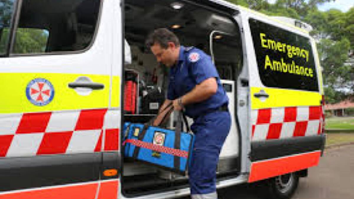 'Humiliating and insulting' pay offer sees paramedics go on strike