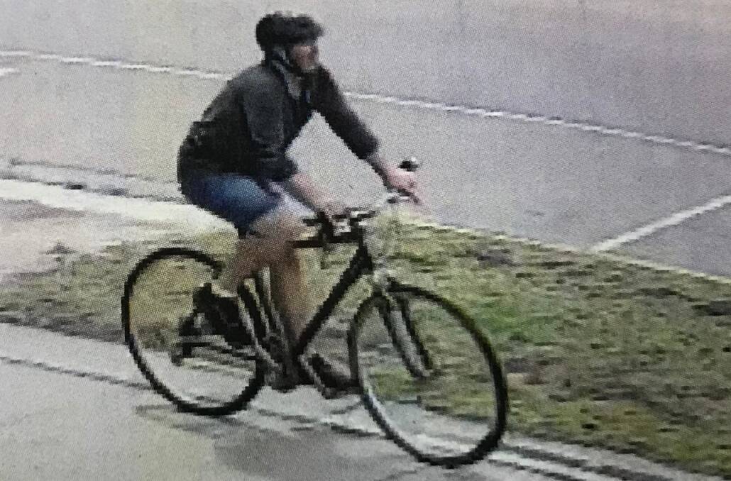 Bike rider sought after multiple cars smashed in Wangaratta
