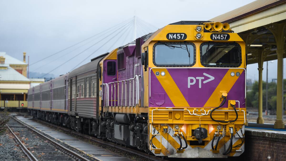 Go slow on rail line continues as V/Line releases Albury statistics