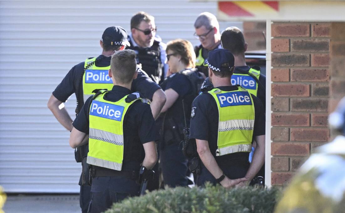 Police searched a Donelly Avenue unit in Wodonga during their investigation into the speeding red Holden Commodore. File photo 