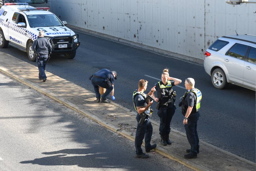 Police at the Rowan Street underpass in Wangaratta on Thursday, April 18. Picture by Wangaratta Chronicle 