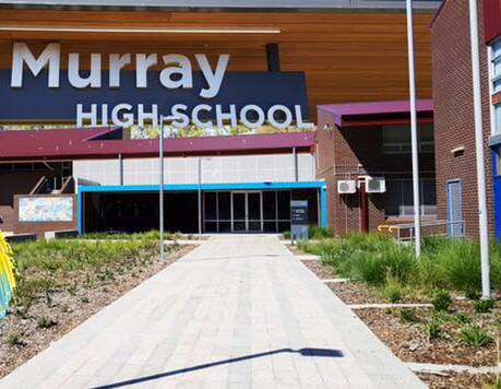 All Murray High staff, students to self-isolate after positive result
