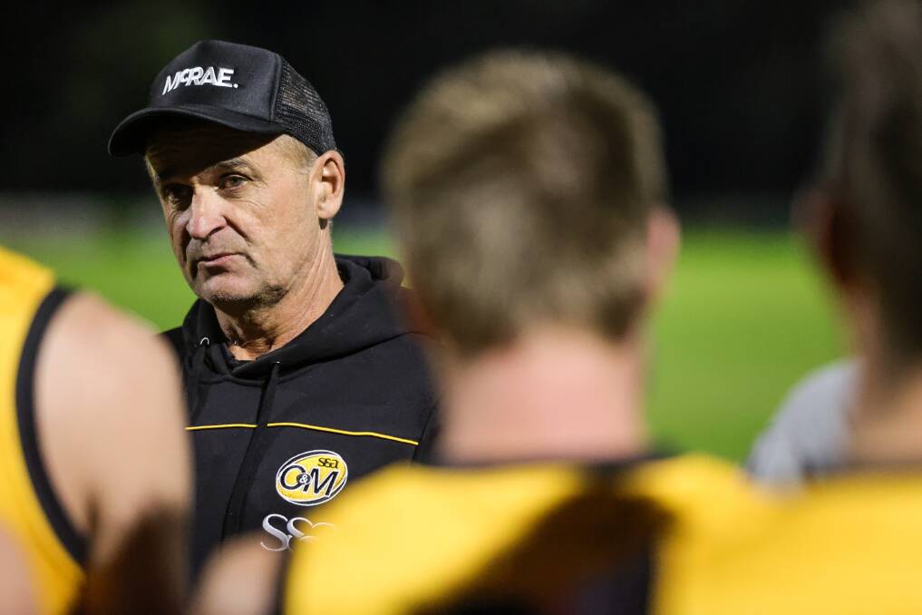 Ovens and Murray coach Damien Sexton at training on Wednesday night. Picture by James Wiltshire