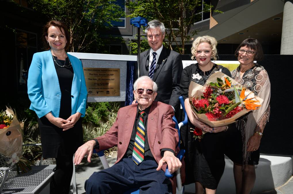 Sussan Ley, Eric Turner, Greg Aplin, Jill Hennessy and Jenny Black at the opening of the cancer centre.