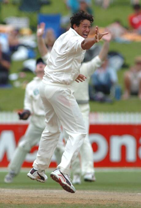 HOWZAT: Daryl Tuffey took 77 wickets in his Test career for New Zealand, including the scalp of South African's Graeme Smith in Hamilton in 2004. Picture: AP PHOTO