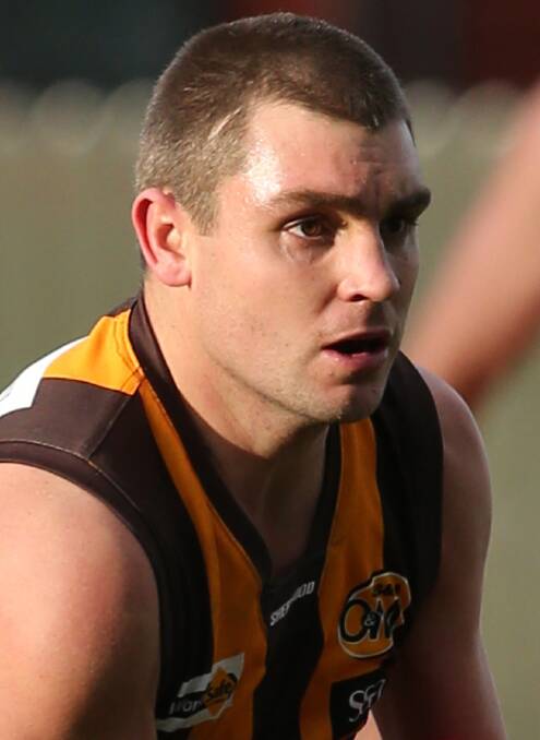A hamstring complaint sidelined Sam Carpenter early on Saturday.
