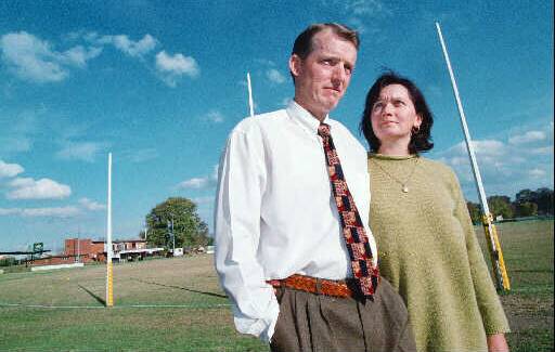 Ken and Carolyn Wright in 1998.