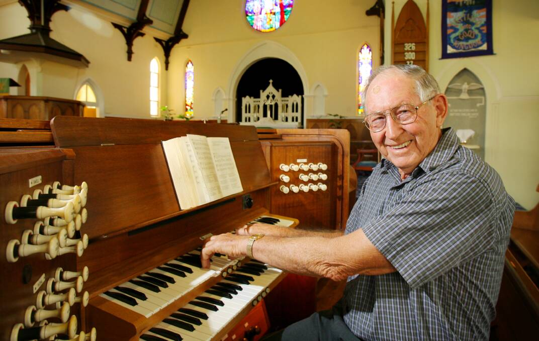 FLASHBACK: Walla's John Wenke marks 50 years of organ playing at Zion Lutheran Church in 2007, an occasion celebrated with a special musical evening. The musician, farmer, cricketer and football fan died on April 10, aged 84. 
