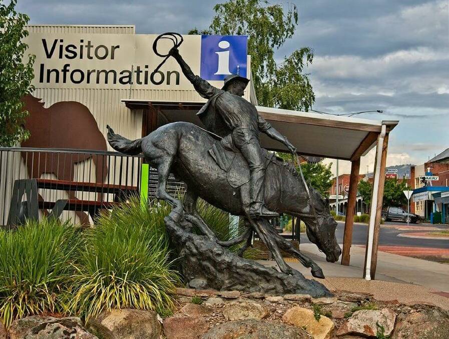 LANDMARK: The Jack Riley statue outside Corryong Visitor Information Centre was a major project for The Man From Snowy River Tourist Association, which "raised every cent" for it..