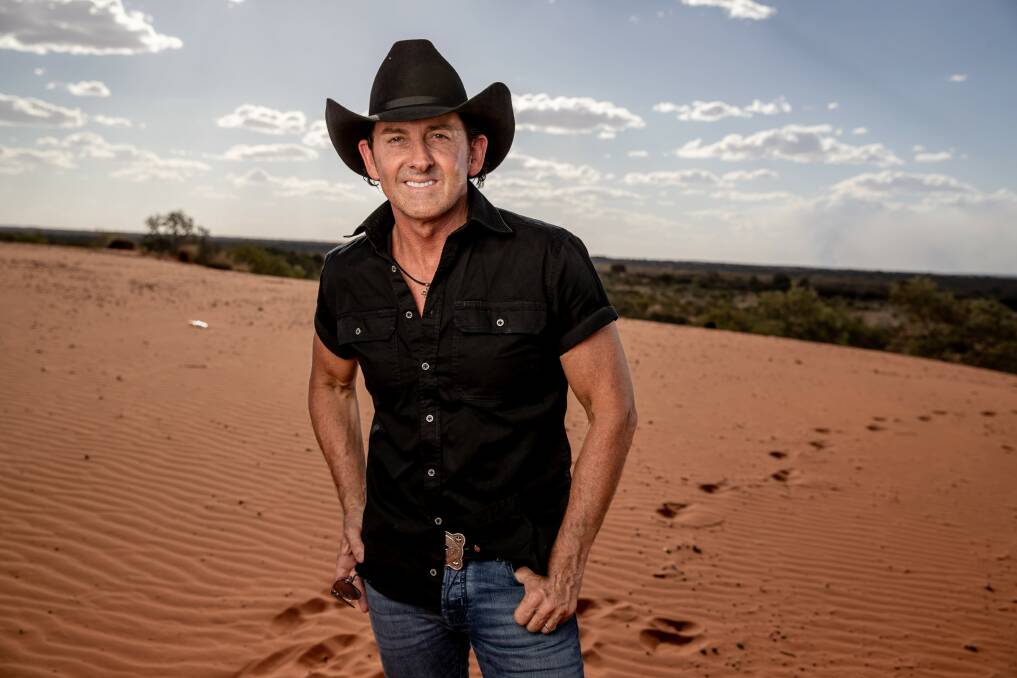 UNAFFECTED: Lee Kernaghan's concert at Albury Entertainment Centre in June encountered few problems around tickets booked through Viagogo.