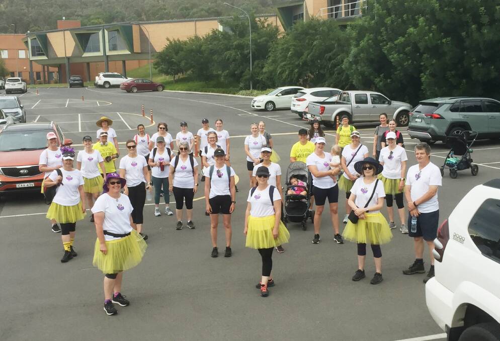 EARLY START: Chemo Chicks team members prepare to head off from the cancer centre car park yesterday morning to beat the heat. Picture: JANET HOWIE