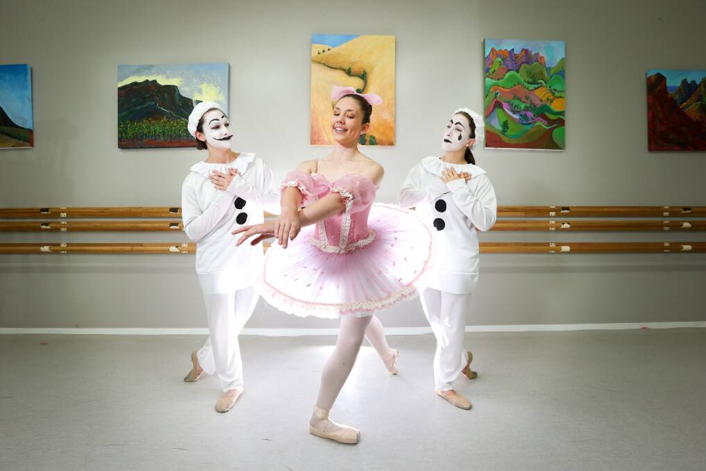 SELECTED: Laura Bunn (centre) will be a featured artist in the NSW Schools Spectacular. She is pictured here as the lead role in last year's Murray Youth Performing Arts show The Fairy Doll, with Pierrot Dolls Caroline Ellis, left, and Meegan Strauss. Picture: KYLIE ESLER