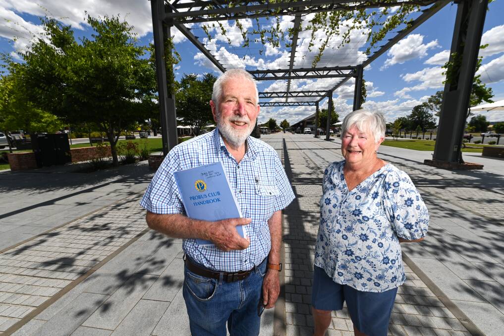 ALL INVITED: Wodonga Central Probus Club president Geoff McKernan and activities committee member Jenny Carey hope others will join them. Picture: MARK JESSER