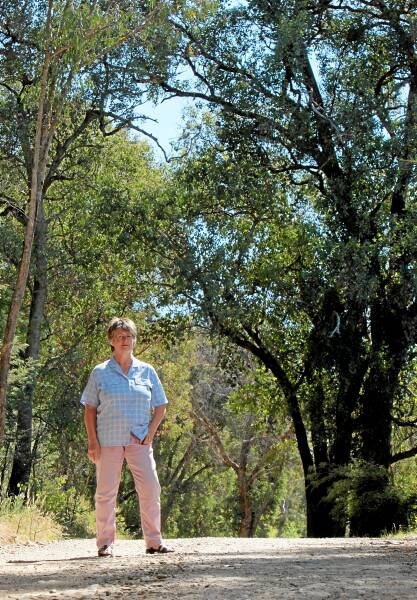 Ali Pockley says Indigo residents need to have their bushfire plan prepared ahead of the coming summer fire season. Picture: KYLIE GOLDSMITH