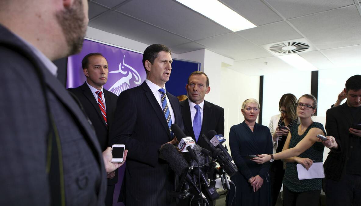 Queensland Health Minister Lawrence Springborg and Opposition LeaderTony Abbott at St Vincent's Hospital, Kangaroo Point, Brisbane. Photograph taken by Michelle Smith. Mr Abbott has announced the Coalition will provide $5.5 million towards the establishment of Queenland's only dedicated children's respite and hospice facility, 'Hummingbird House' at St Vincent's Hospital in Brisbane. Photograph Michelle Smith. 