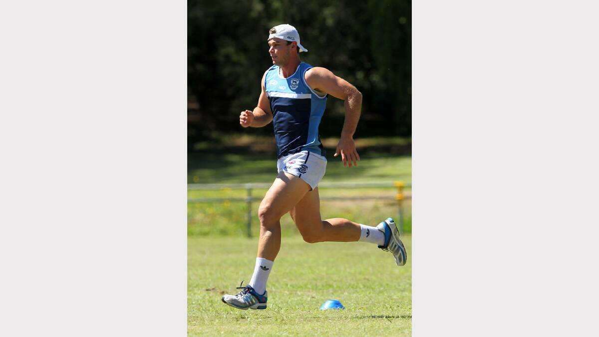 Geelong Football Club trains at the Mt Beauty football ground for the AFL pre-season. Finley superstar Tom Hawkins.