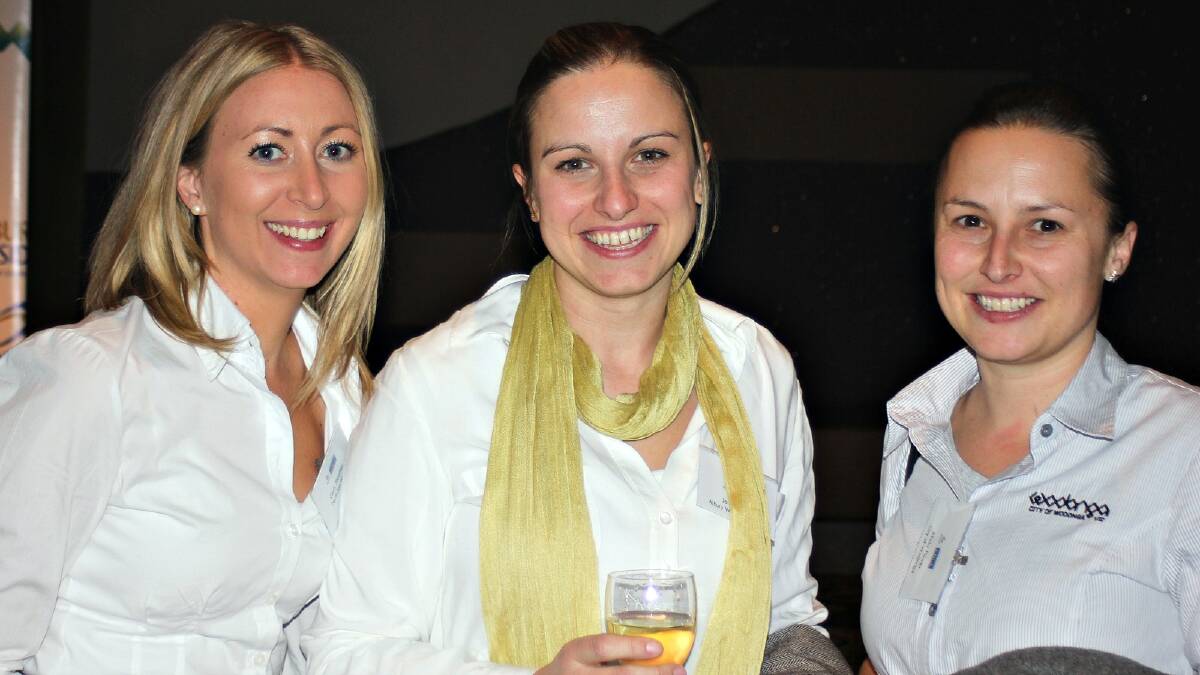 Carly Sheather, Jo Sheather and Alicia Power at the launch of Young Business Edge at the Bended Elbow.