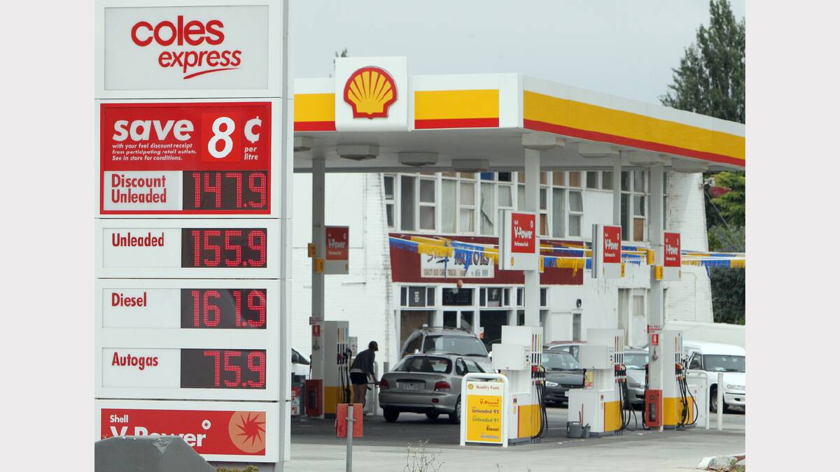 Prices at the Shell service station on Elgin Boulevard. 