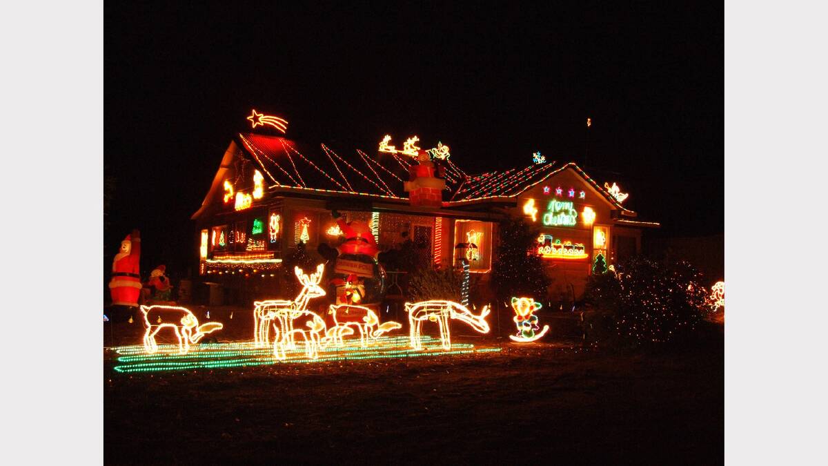 Christmas lights at 23 Albert Rd, Chiltern
