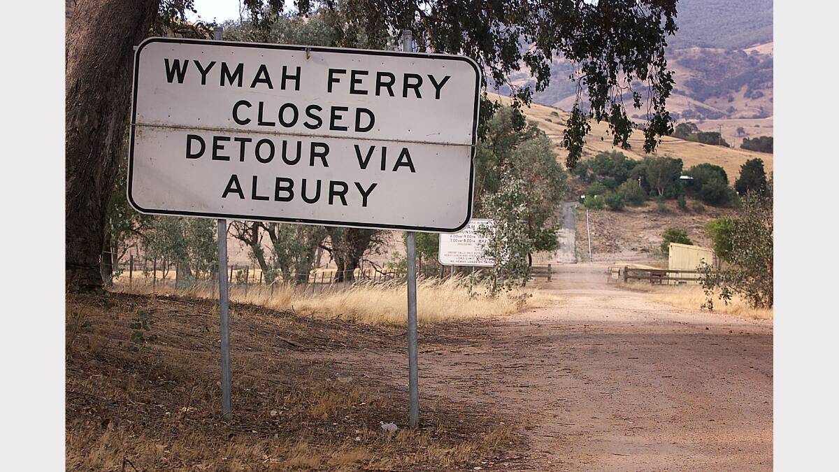 The Wymah Ferry last night sunk on the NSW side of the lake, which was reduced to a river, in February 2003. 