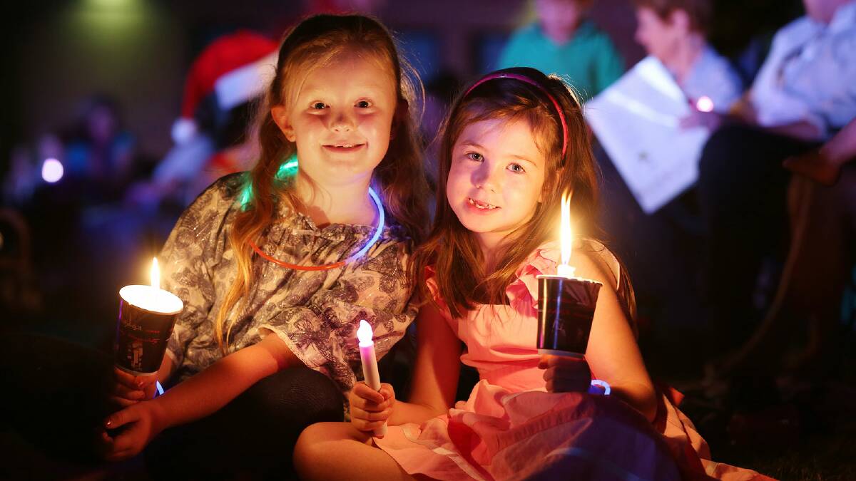 Libby McDonald, 6, and Grace Lord, 5, of Albury. PICTURE: John Russell.